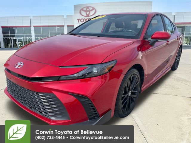 Used 2025 Toyota Camry SE FWD image 7