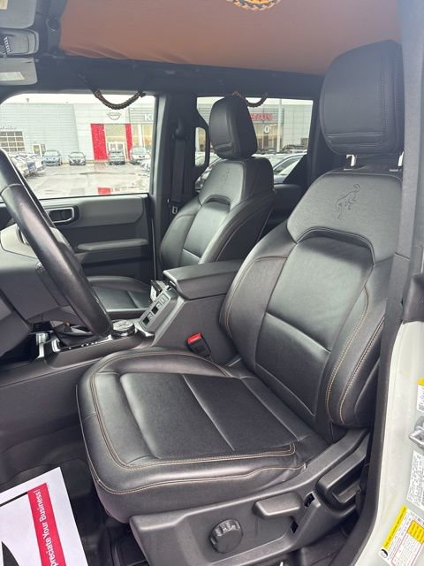 Used 2023 Ford Bronco Badlands image 9