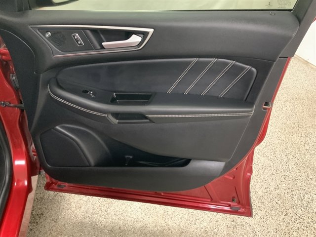 Used 2020 Ford Edge ST w/ Equipment Group 401A image 26