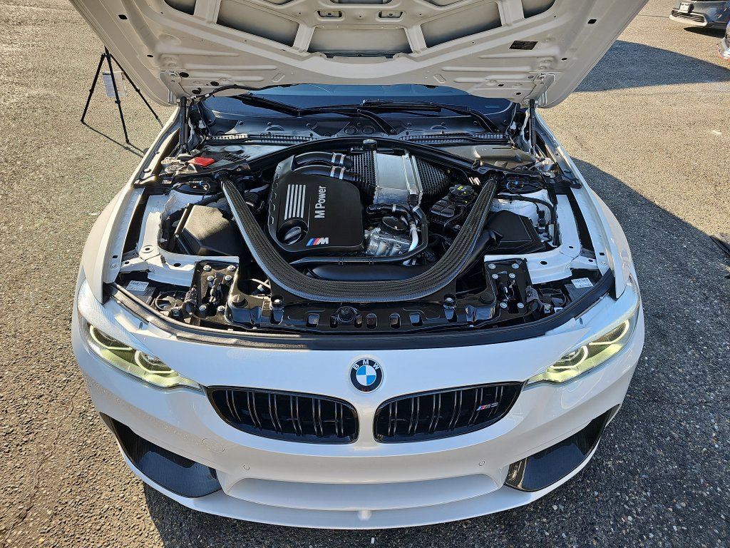 Used 2016 BMW M3 w/ Executive Package RWD image 40