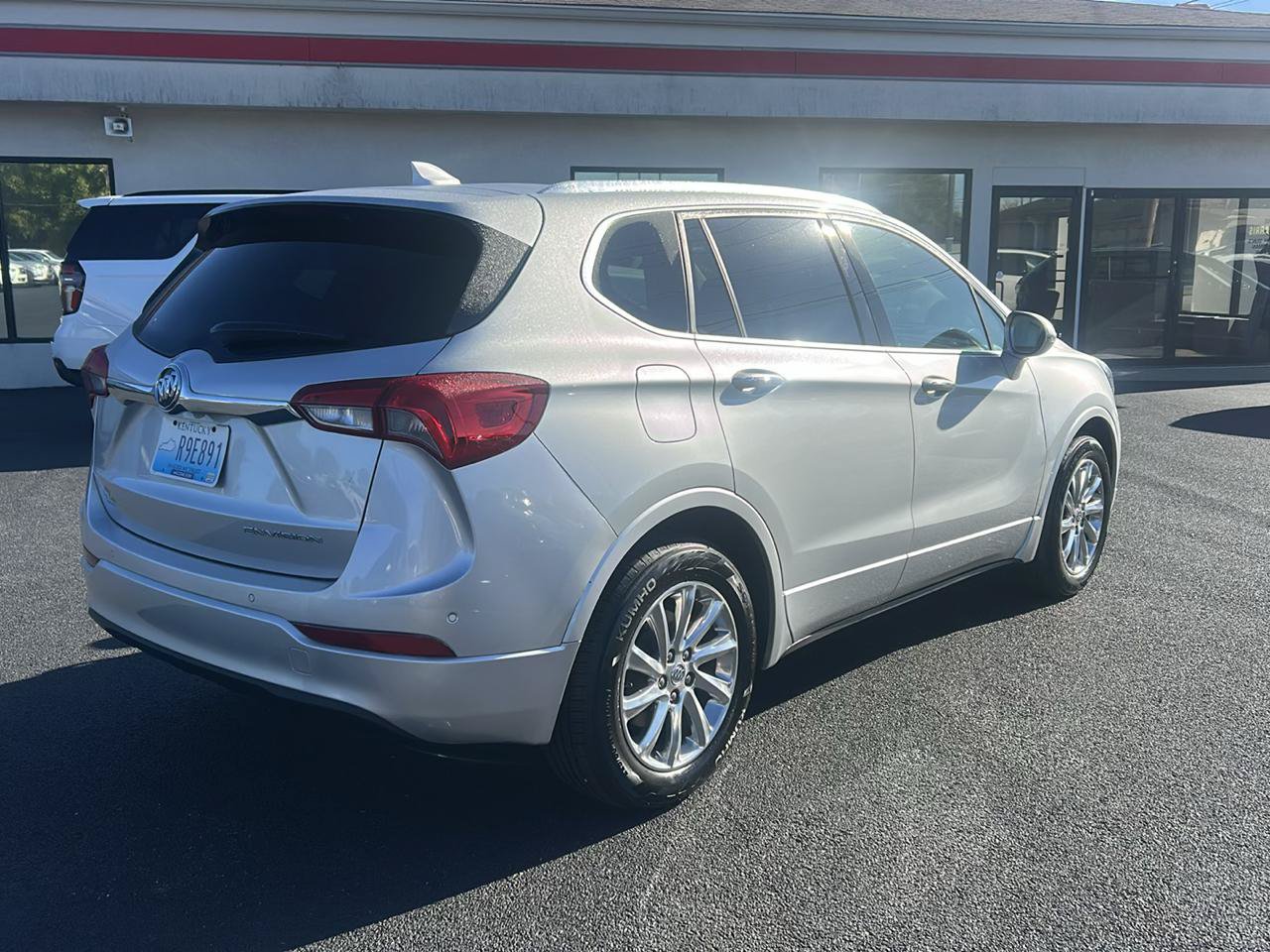 Used 2019 Buick Envision Essence FWD image 5
