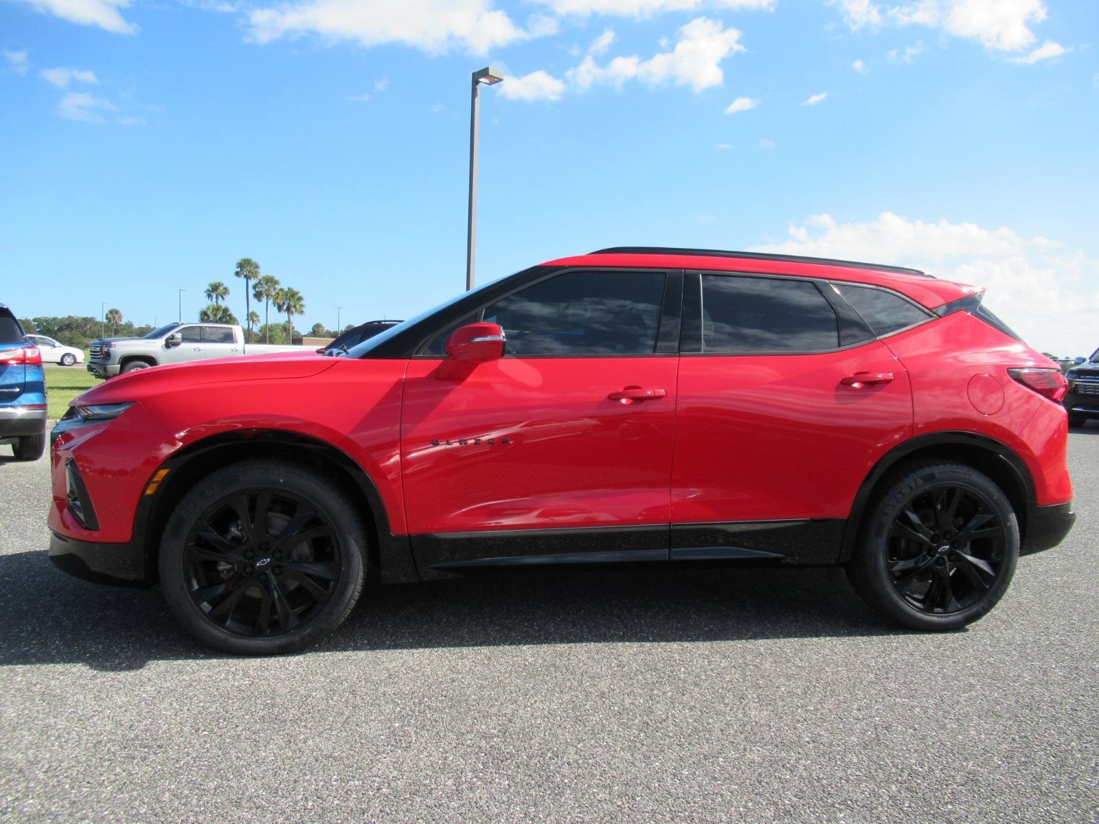 Used 2022 Chevrolet Blazer RS w/ Enhanced Convenience Package FWD image 4