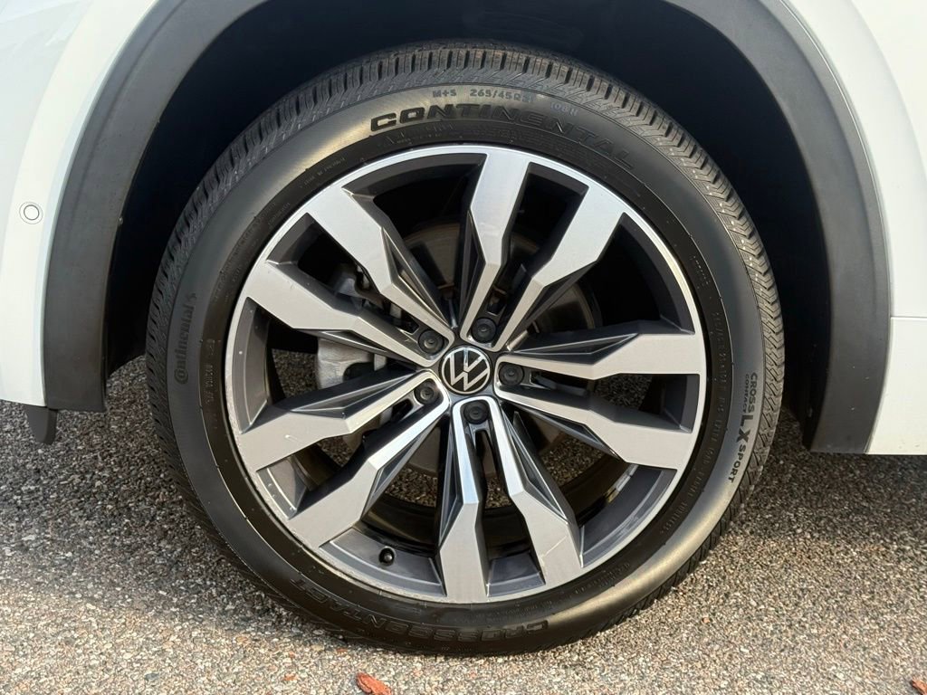 Used 2022 Volkswagen Atlas SEL Premium image 40