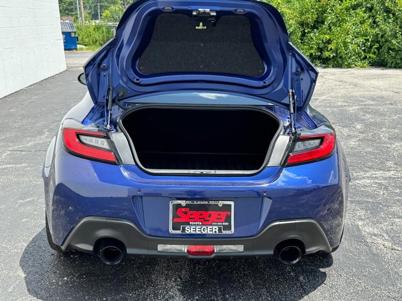 Certified 2023 Toyota GR86 Premium image 8