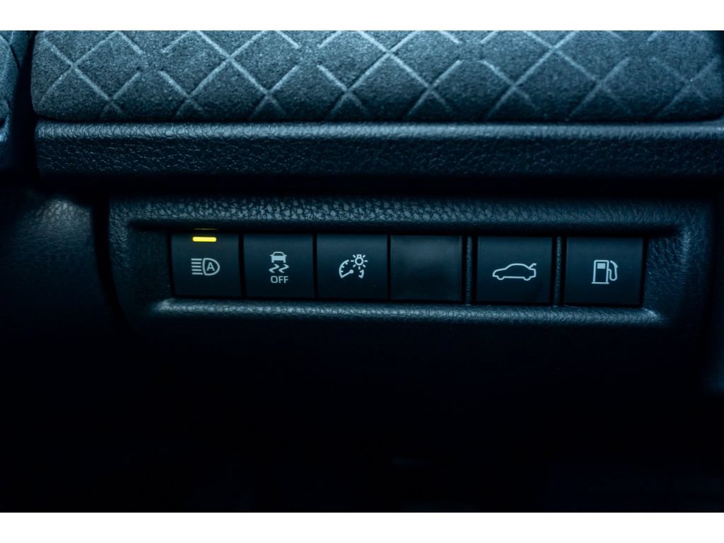 Used 2026 Toyota Camry XLE FWD image 27