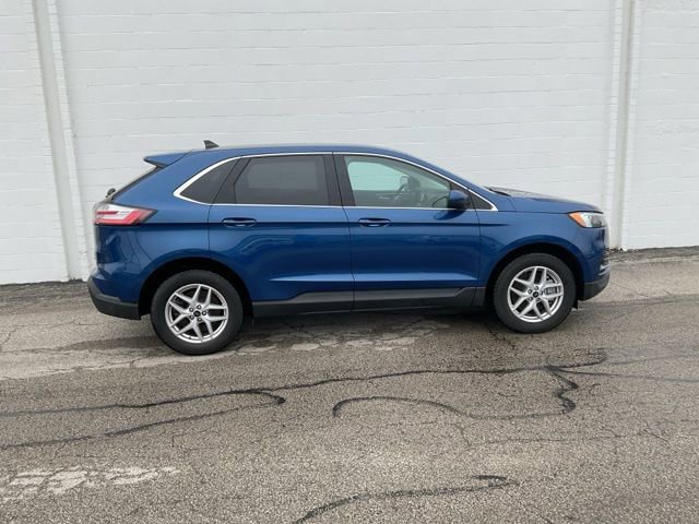 Used 2023 Ford Edge SEL image 3