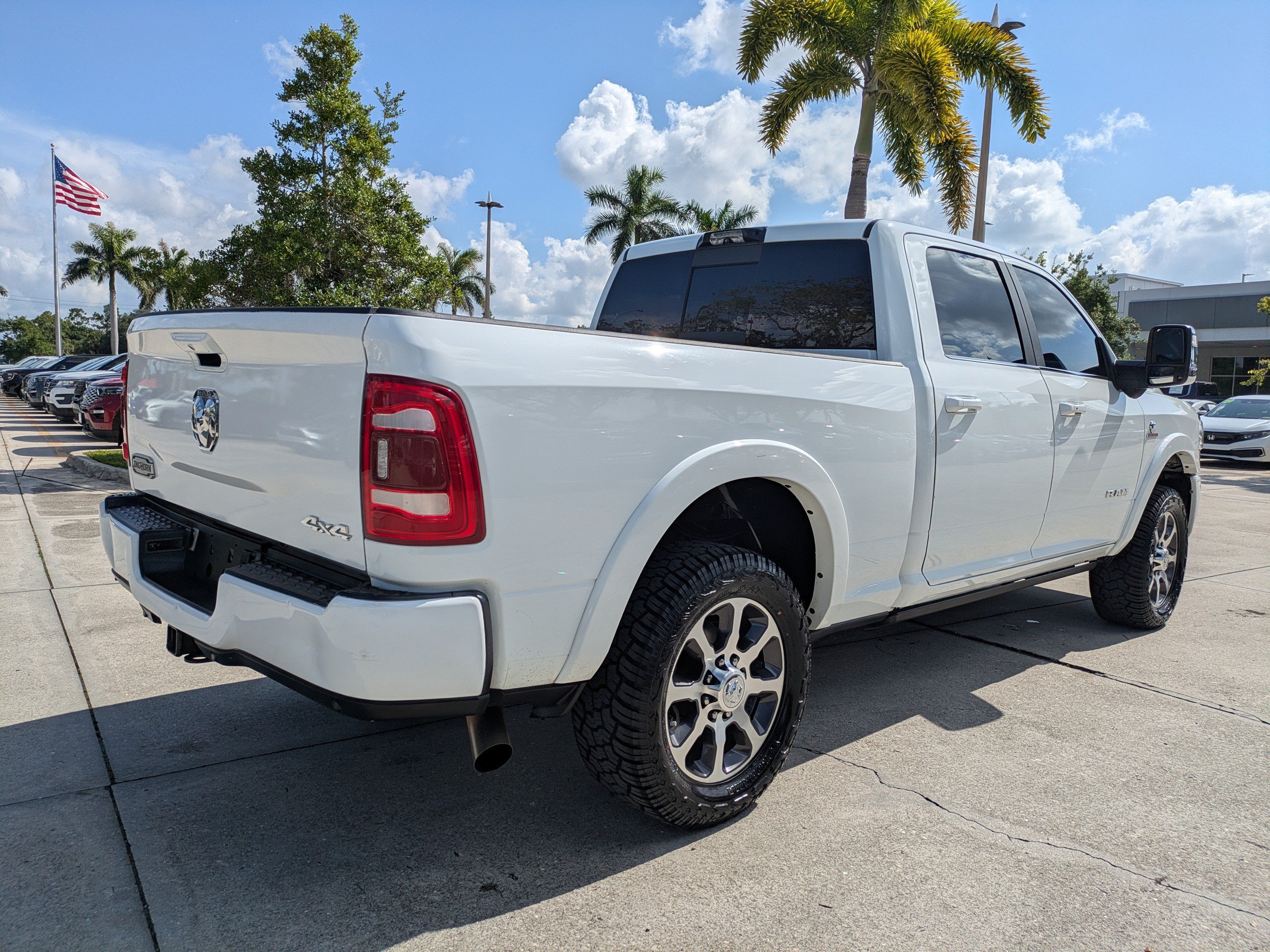 Used 2023 RAM 3500 Limited AWD/4WD image 4