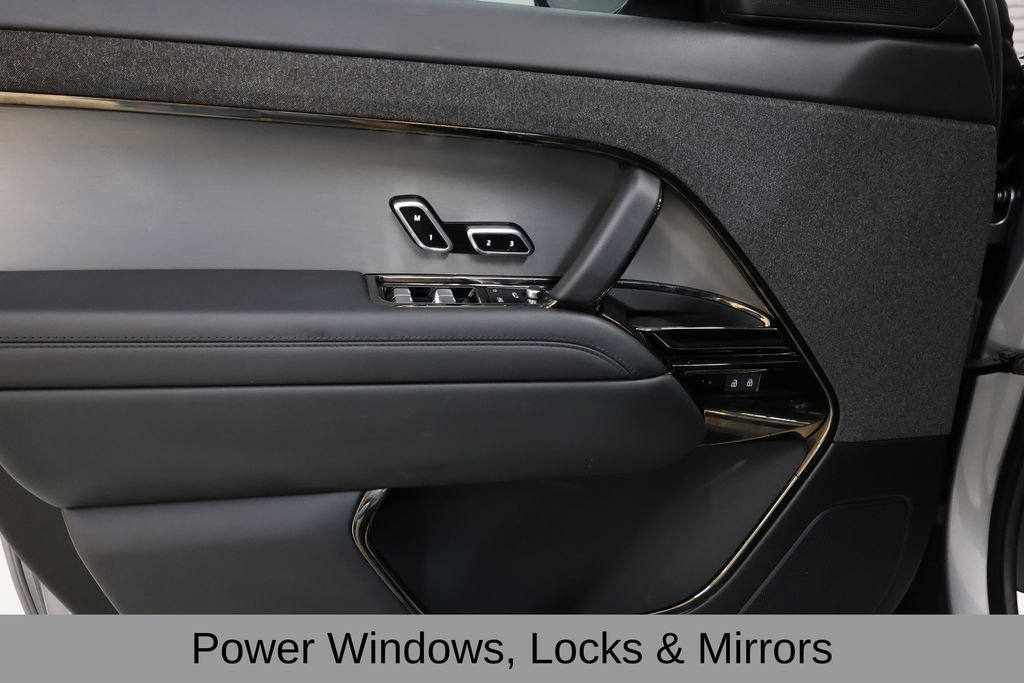 Used 2025 Land Rover Range Rover Sport Dynamic SE AWD/4WD image 48