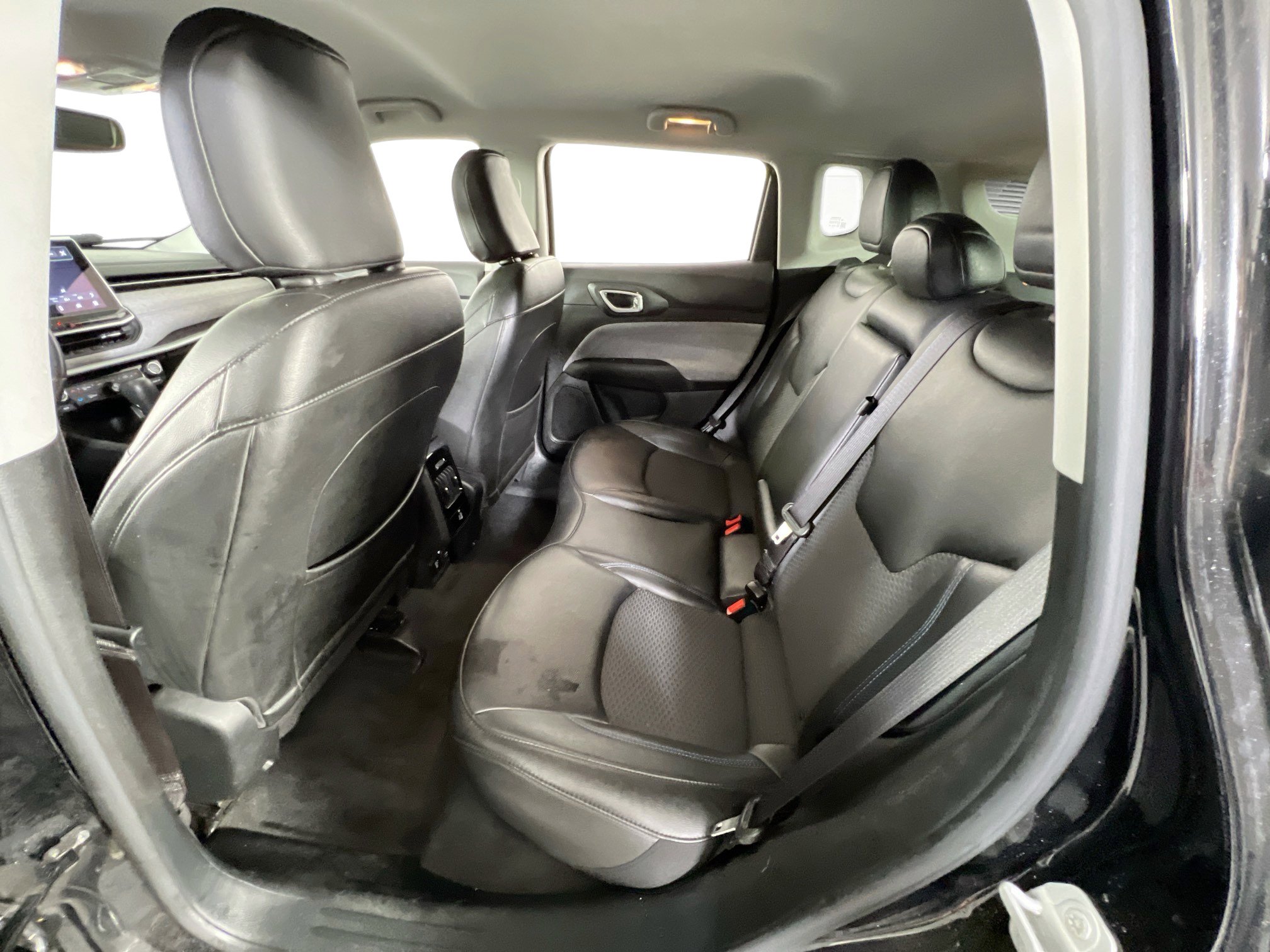 Used 2022 Jeep Compass Latitude w/ Convenience Group image 22