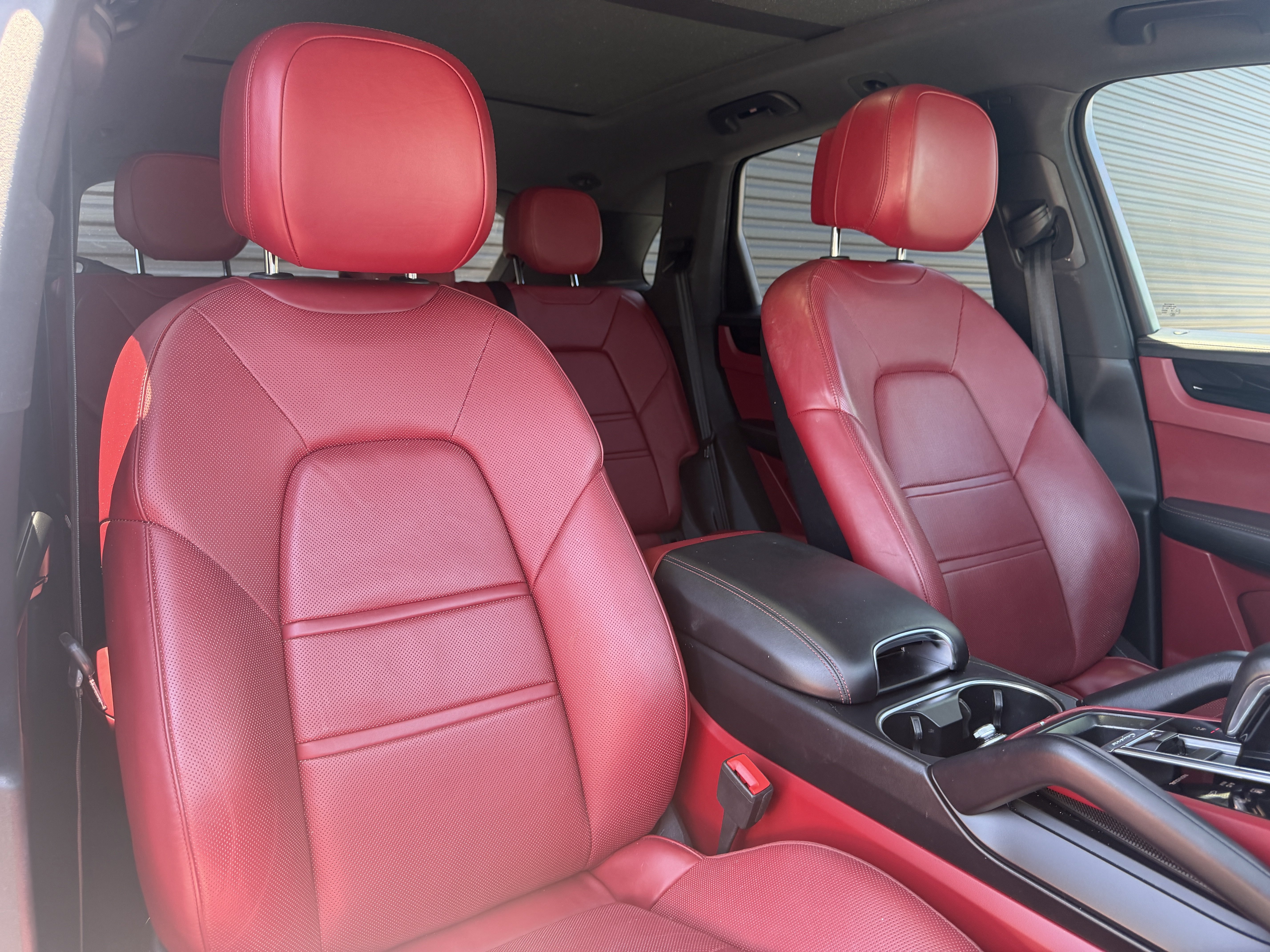 Certified 2021 Porsche Cayenne E-Hybrid AWD/4WD image 19