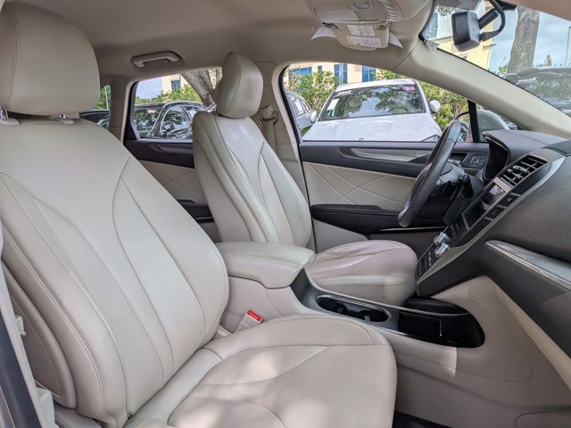 Used 2018 Lincoln MKC Premiere image 17