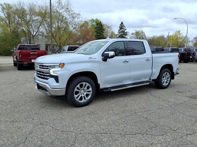 New 2026 Chevrolet Silverado 1500 LTZ w/ LTZ Premium Package AWD/4WD image 8