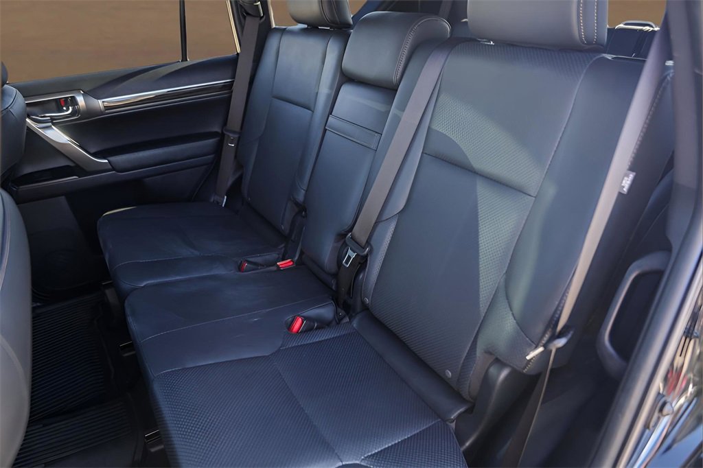 Used 2023 Lexus GX 460 Luxury image 29