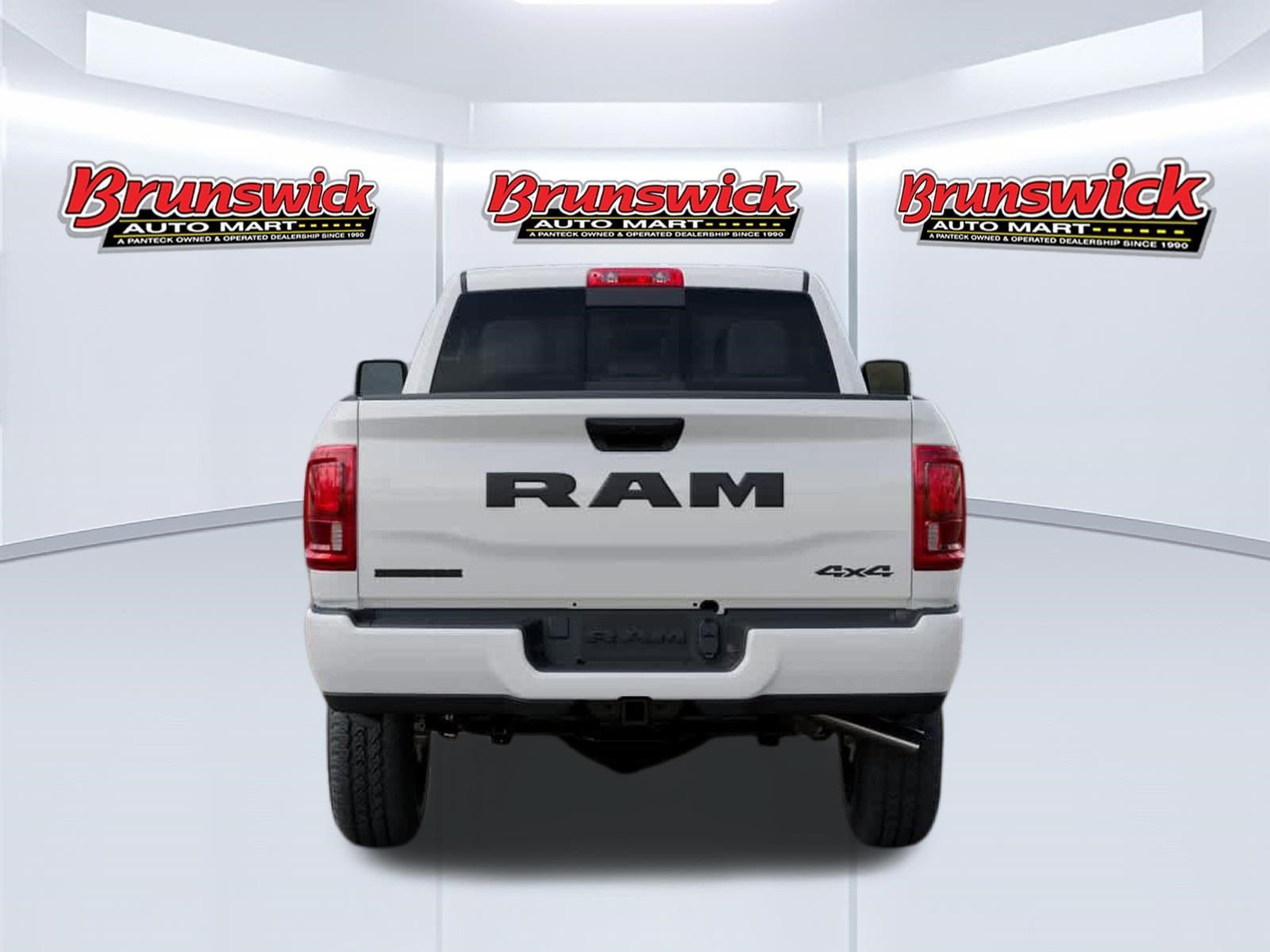New 2026 RAM 2500 Big Horn AWD/4WD image 7