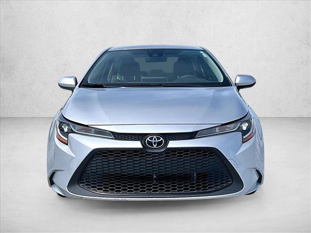 Used 2021 Toyota Corolla LE FWD image 3