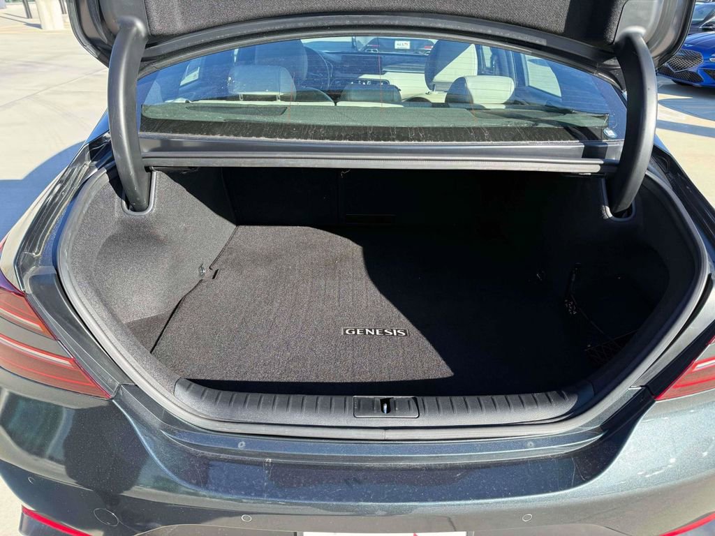 Used 2023 Genesis G70 2.0T w/ Sport Prestige Package image 12