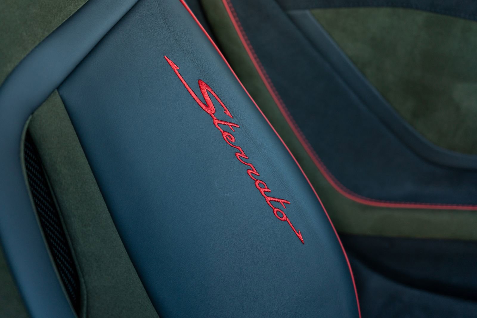 Used 2024 Lamborghini Huracan Sterrato image 46