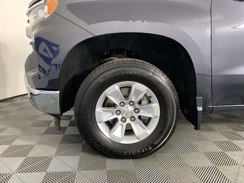 Used 2023 Chevrolet Silverado 1500 LT w/ Safety Package AWD/4WD image 7