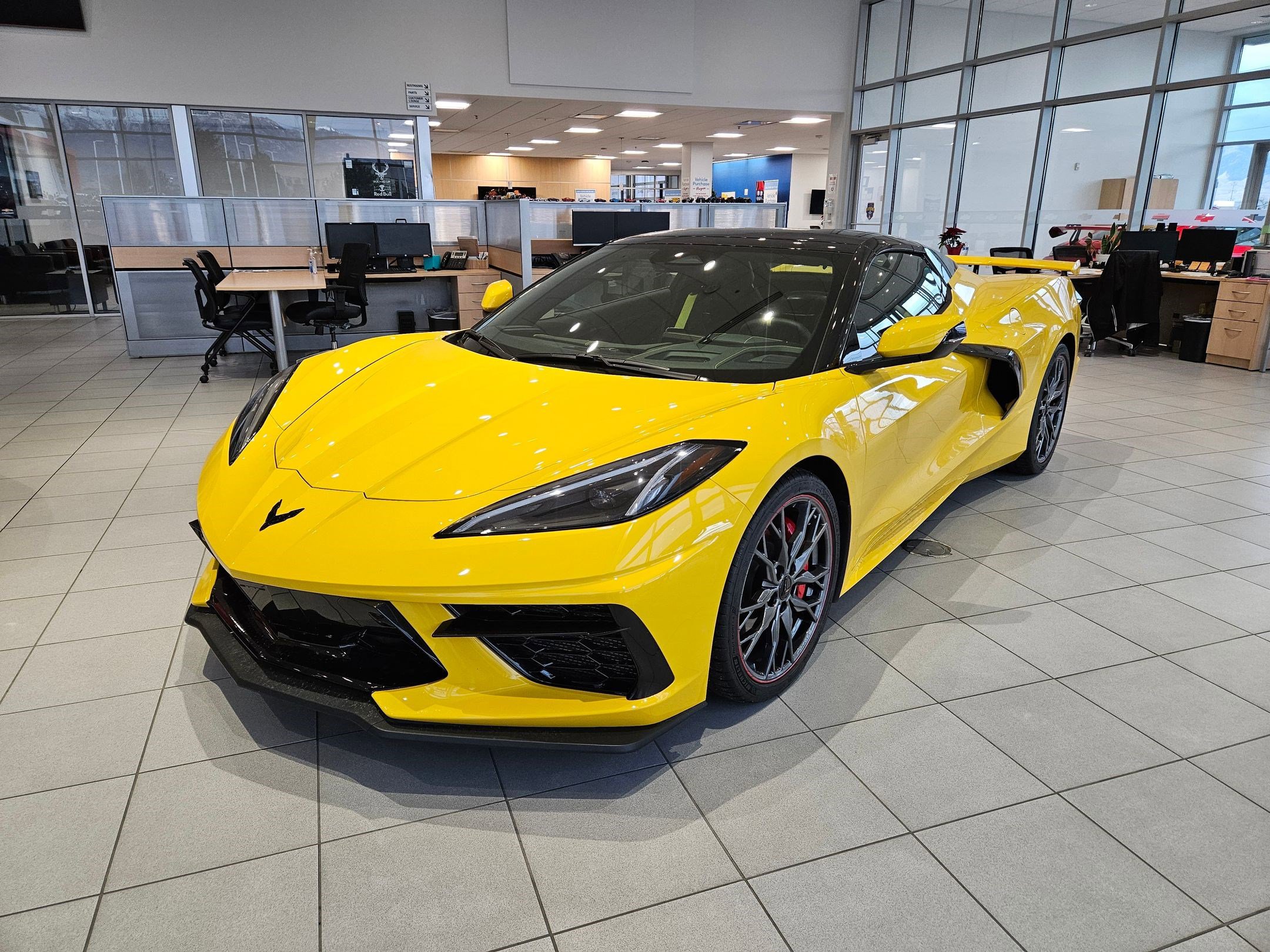 Used 2026 Chevrolet Corvette Stingray Preferred Conv w/ Z51 Performance Package image 8