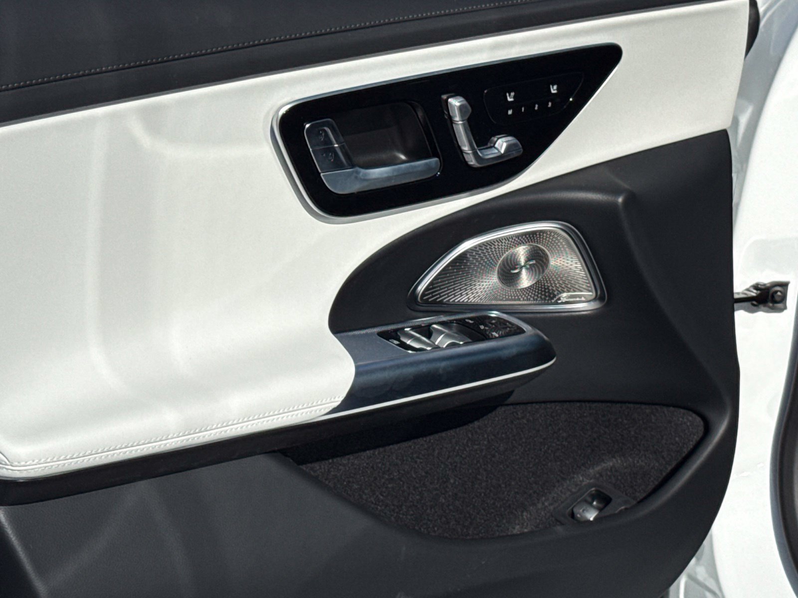 New 2026 Mercedes-Benz E 53 AMG e 4MATIC Wagon image 15