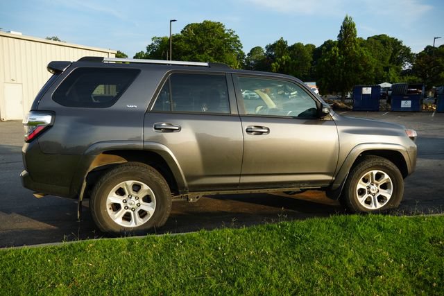 Used 2023 Toyota 4Runner SR5 Premium w/ Moonroof Package RWD image 9