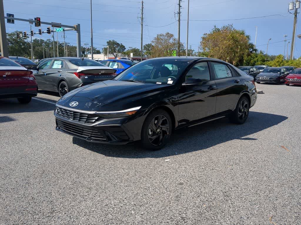 New 2026 Hyundai Elantra Sport FWD image 2