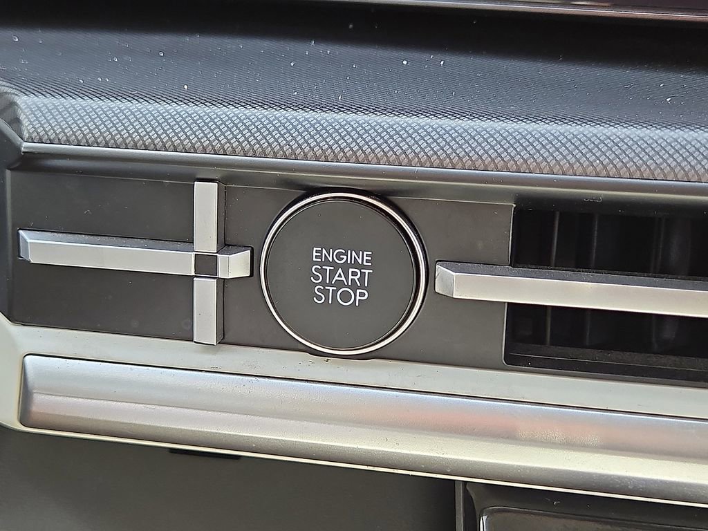 Used 2025 Hyundai Santa Fe SEL AWD/4WD image 29