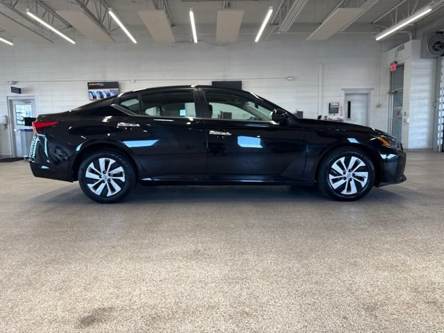 Used 2023 Nissan Altima 2.5 S FWD image 4