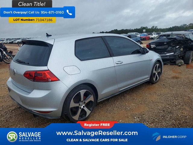 Used 2015 Volkswagen GTI SE FWD image 4