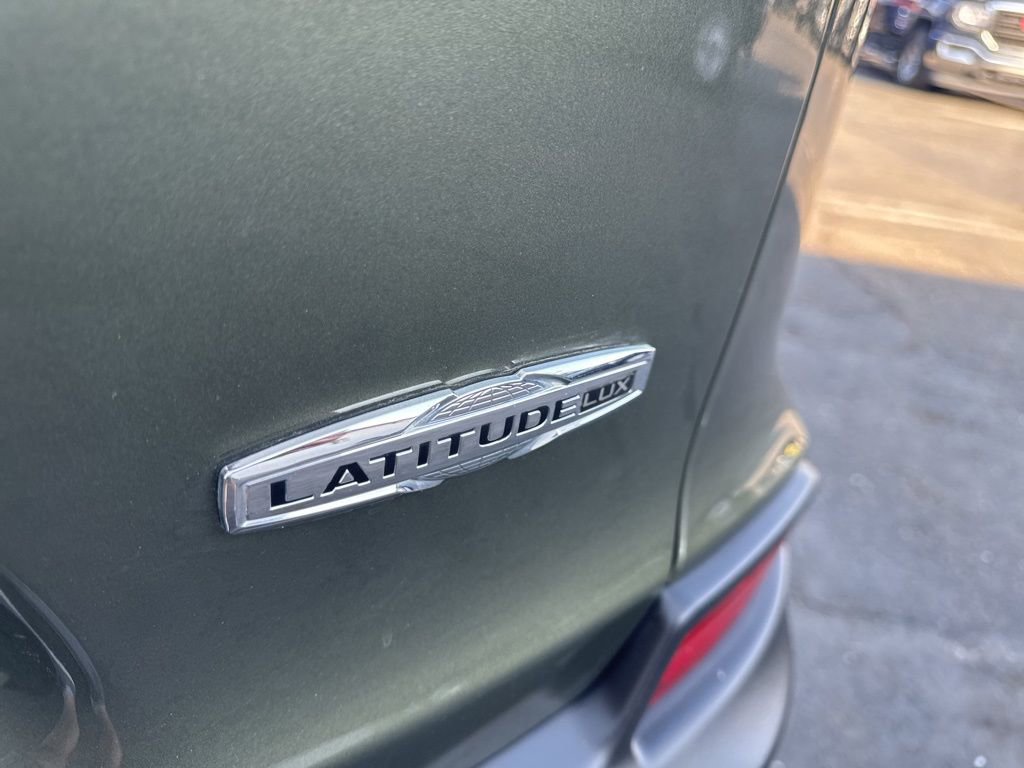 Used 2021 Jeep Cherokee Latitude Lux FWD image 44