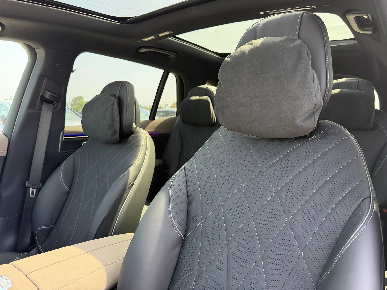 New 2026 Mercedes-Benz EQS 550 4MATIC SUV image 19