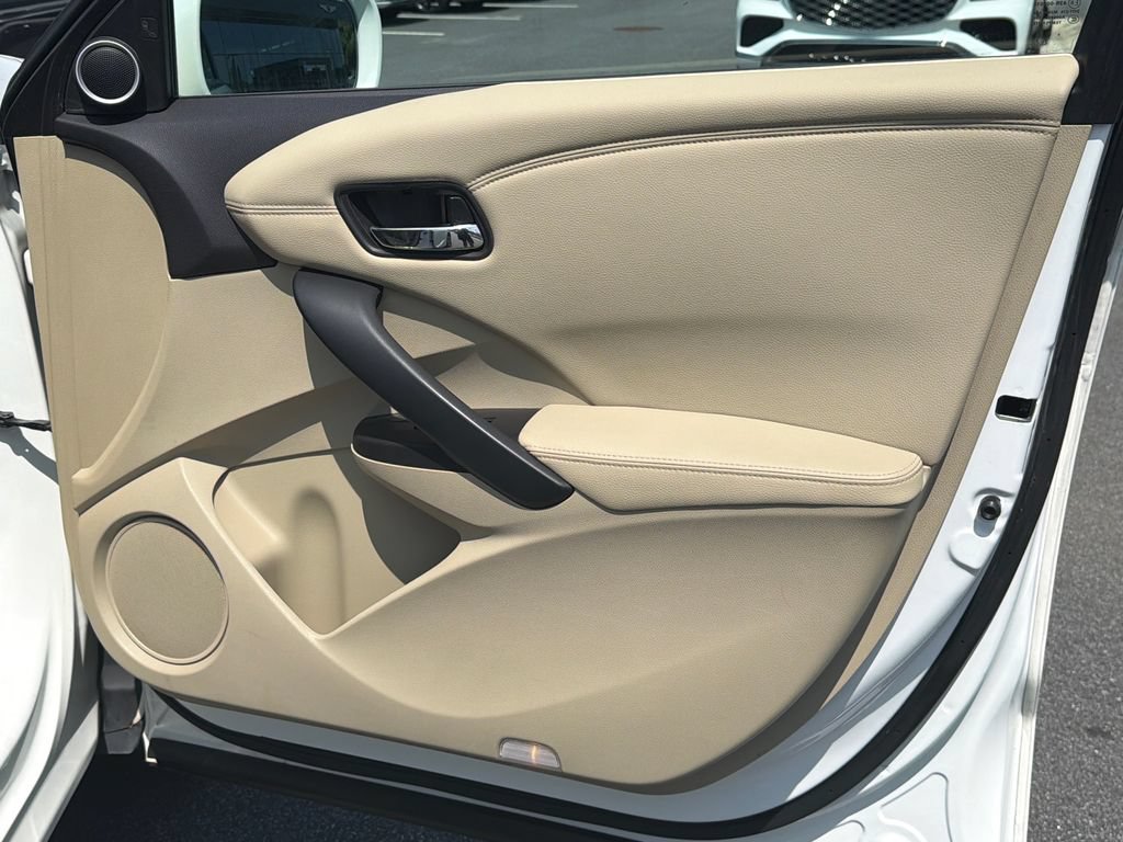 Used 2017 Acura RDX w/ Advance Package FWD image 16