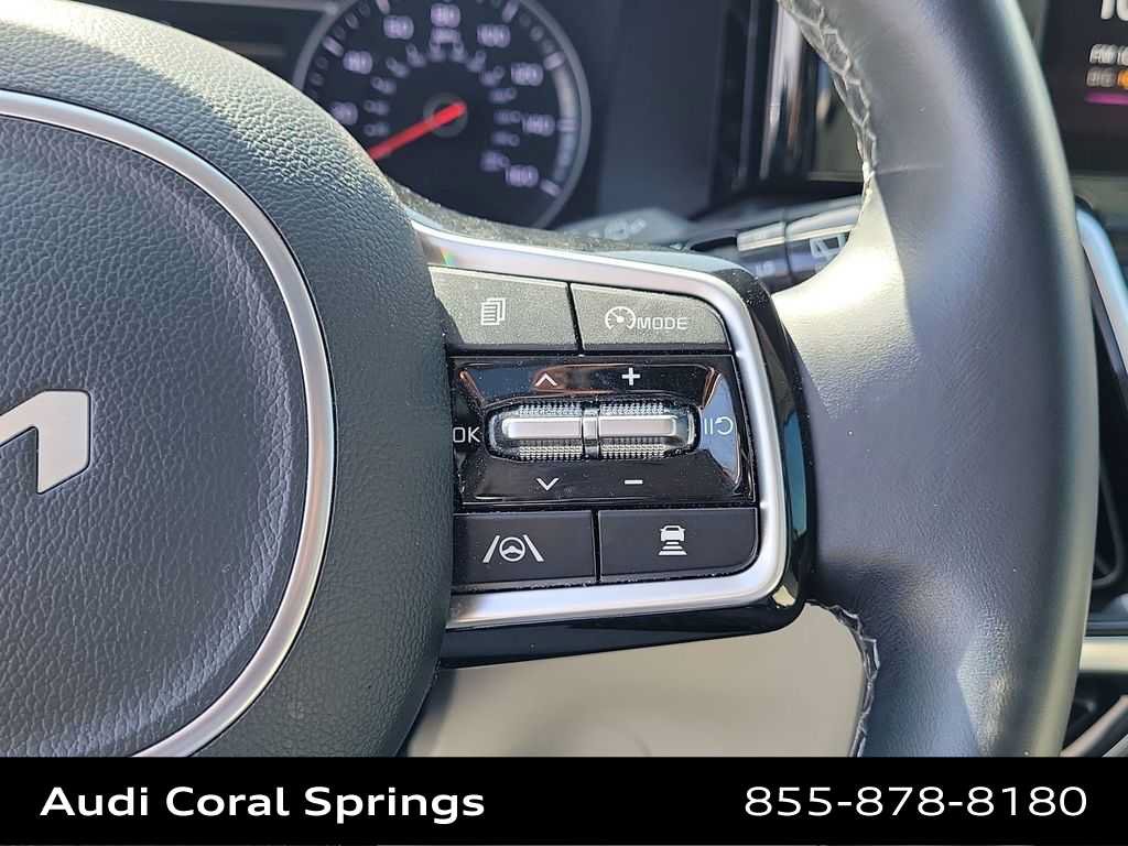 Used 2022 Kia Sorento SX AWD/4WD image 22