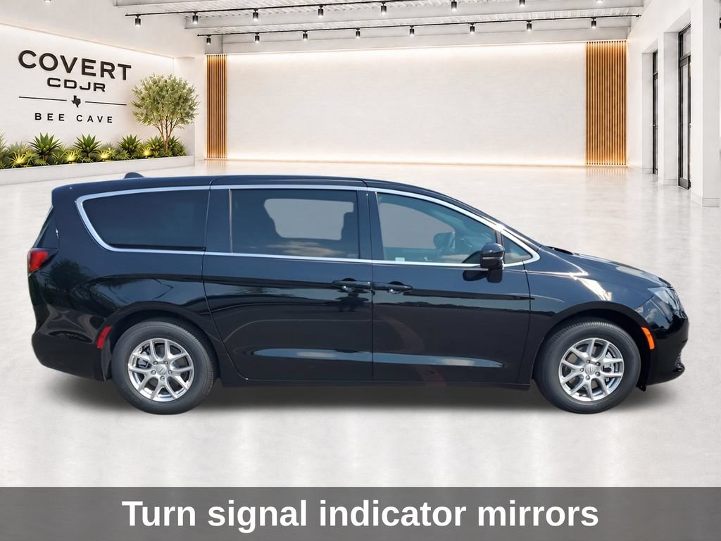 New 2026 Chrysler Voyager LX FWD image 13