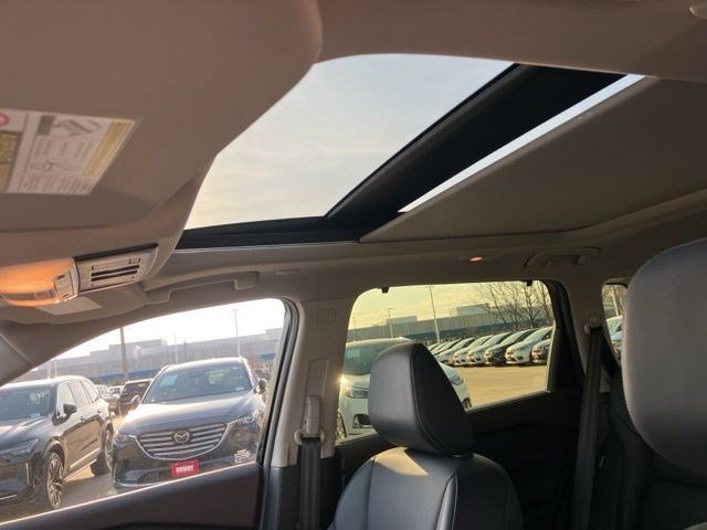 Used 2023 Nissan Rogue SV w/ SV Premium B Package image 15