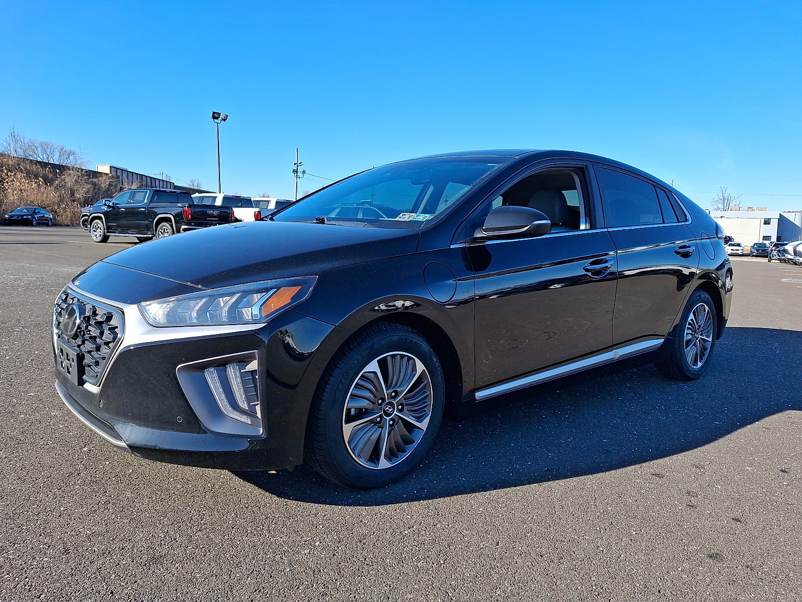 Used 2021 Hyundai Ioniq Limited image 3