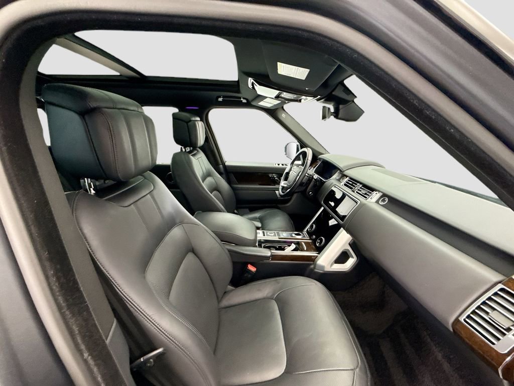 Used 2021 Land Rover Range Rover P525 Westminster Edition LWB image 18