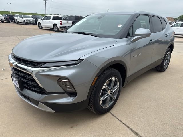 Used 2025 Chevrolet Blazer LT AWD/4WD image 17