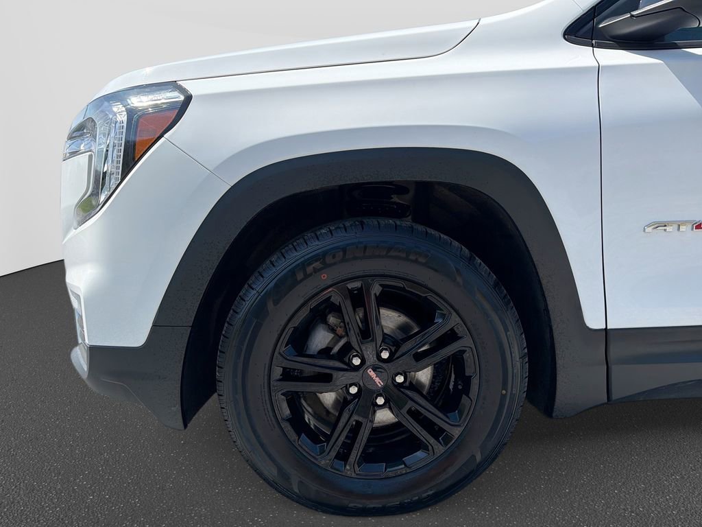 Used 2023 GMC Terrain AT4 image 14