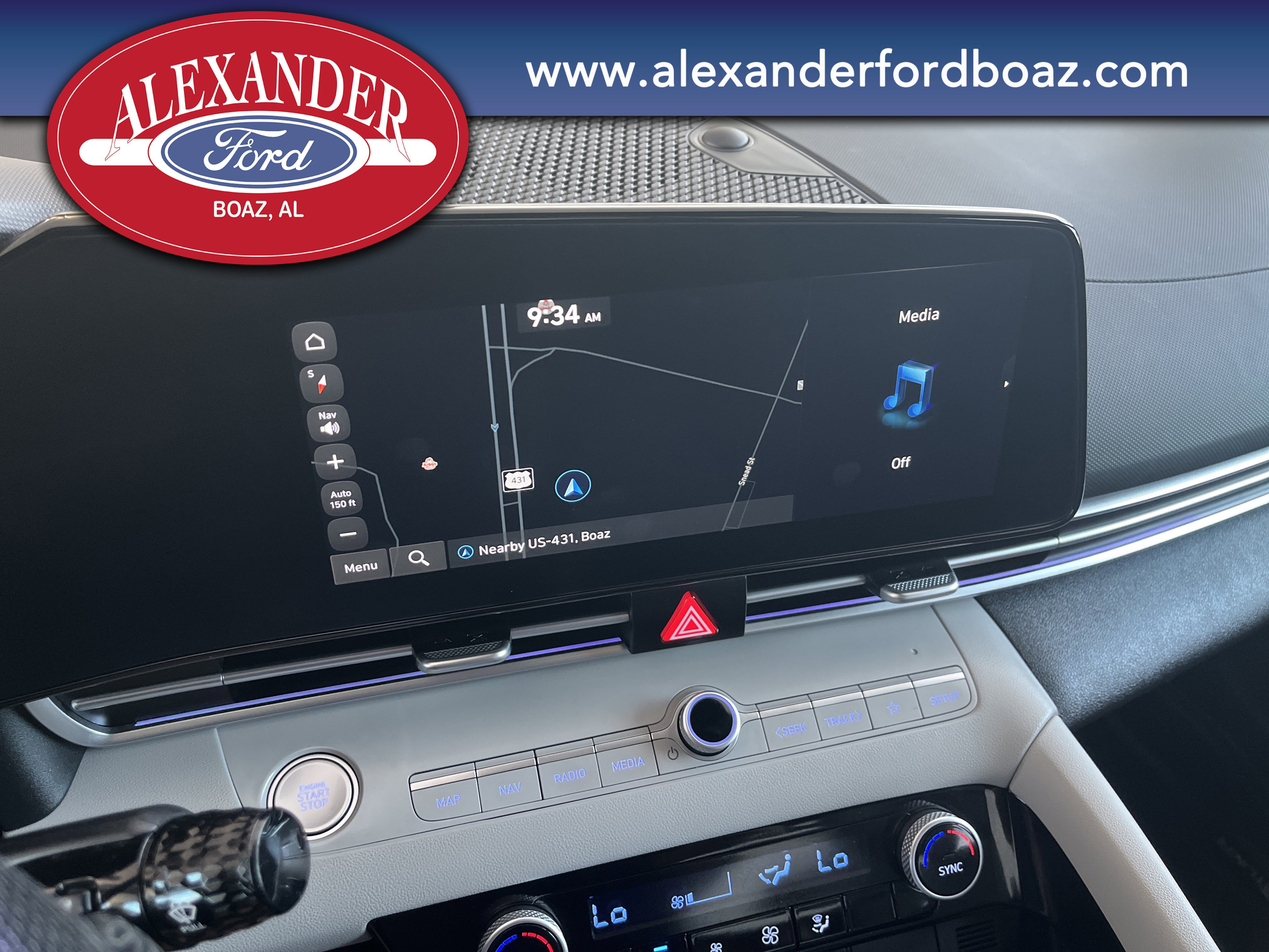 Used 2025 Hyundai Elantra Limited FWD image 26