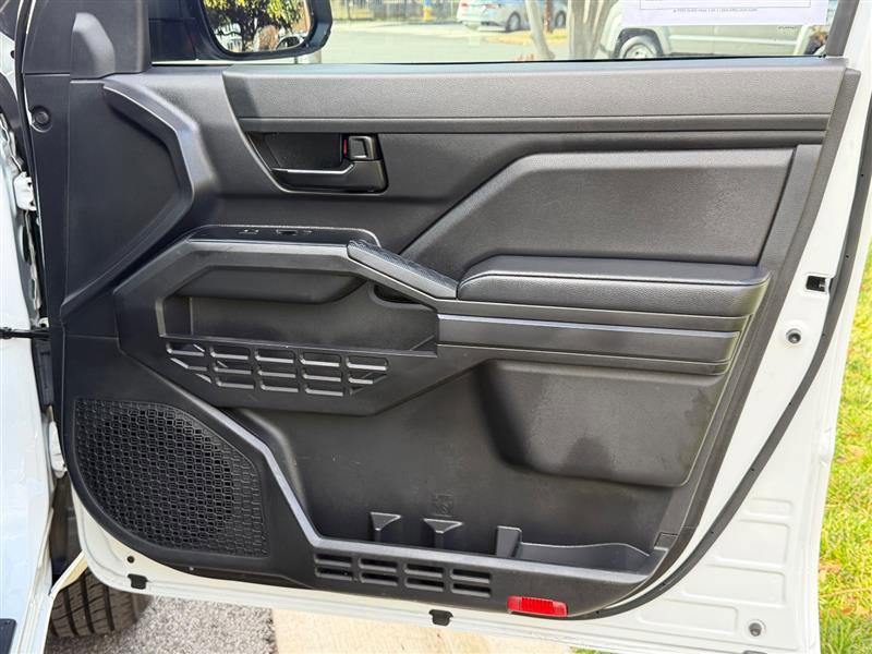 Used 2024 Toyota Tacoma SR image 21