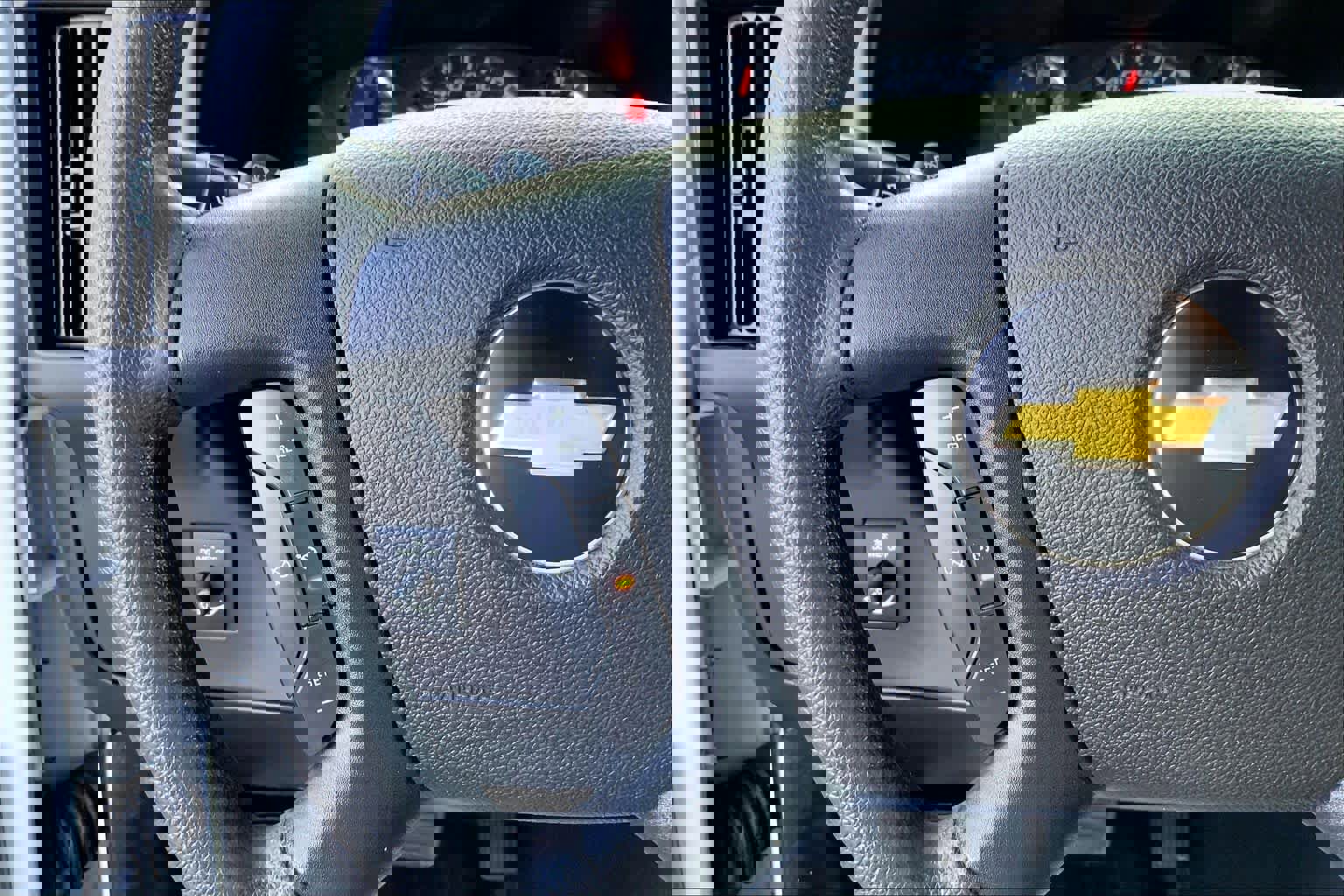 Used 2021 Chevrolet Express 2500 w/ Driver Convenience Package image 17