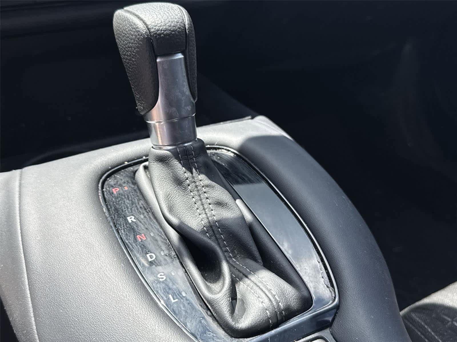 Used 2024 Honda HR-V LX image 16