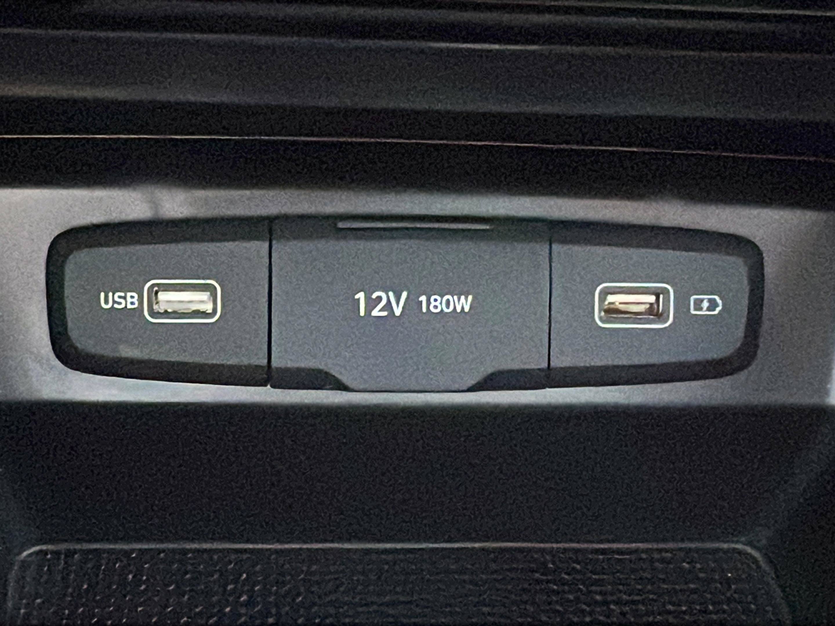 Certified 2022 Hyundai Santa Cruz SEL FWD image 17