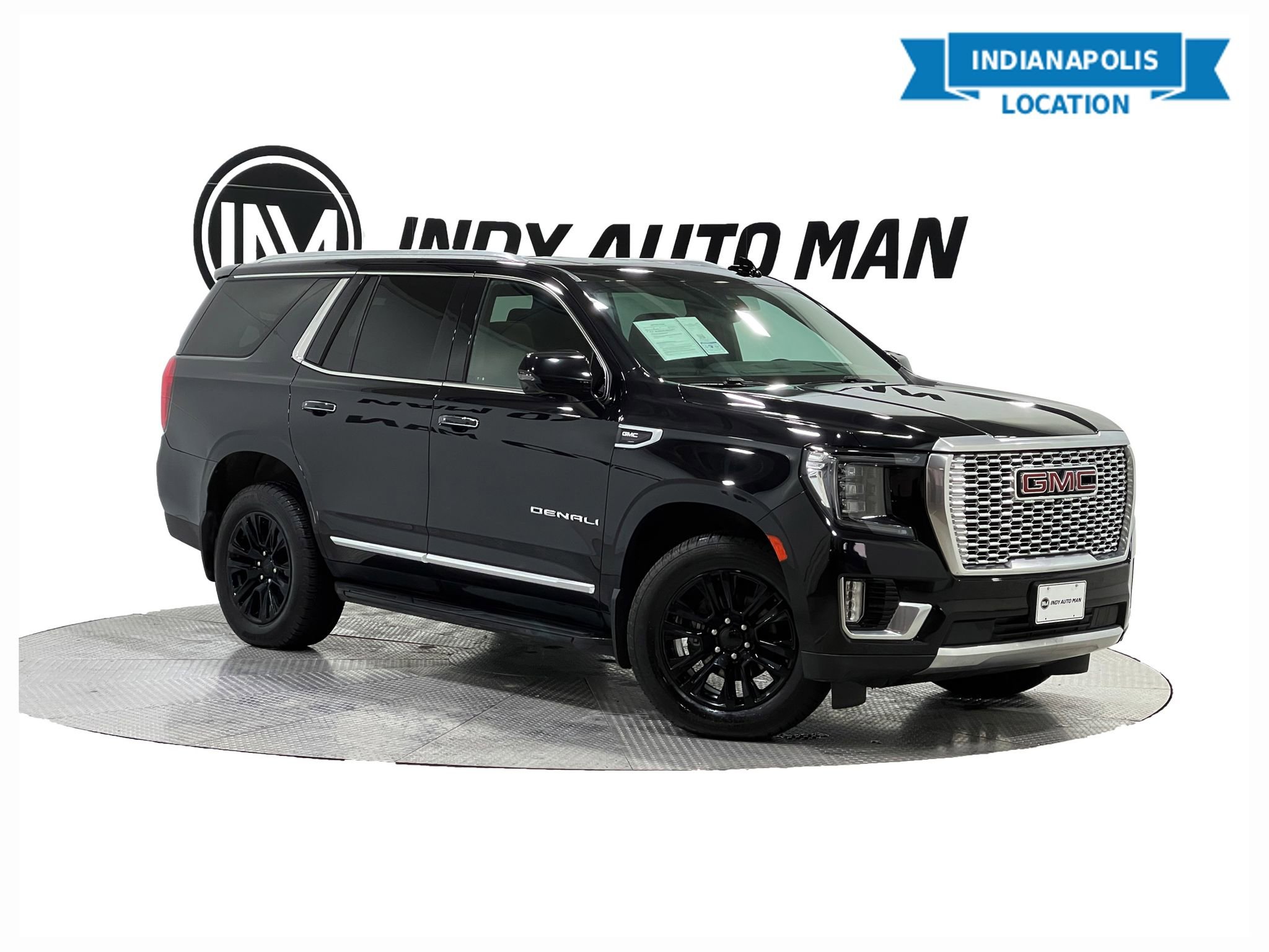 Used 2021 GMC Yukon Denali w/ Advanced Technology Package AWD/4WD image 1