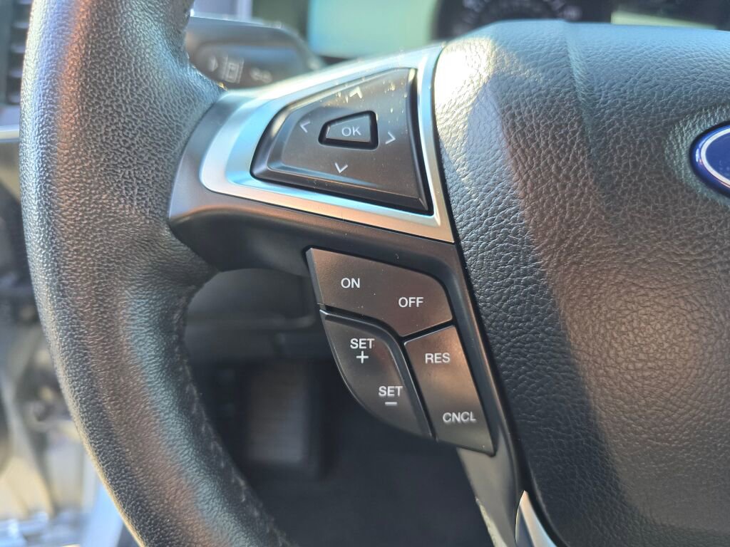 Used 2022 Ford Edge Titanium image 25