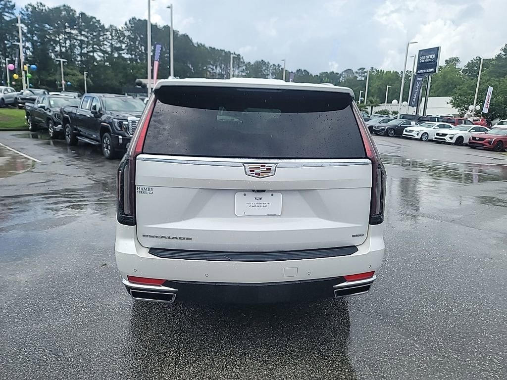 Used 2022 Cadillac Escalade Premium Luxury RWD image 6