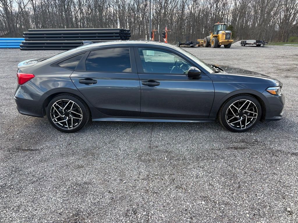Used 2024 Honda Civic Sport image 2