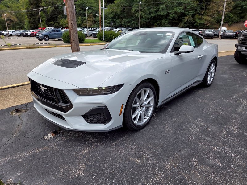 New 2026 Ford Mustang GT Premium RWD image 3