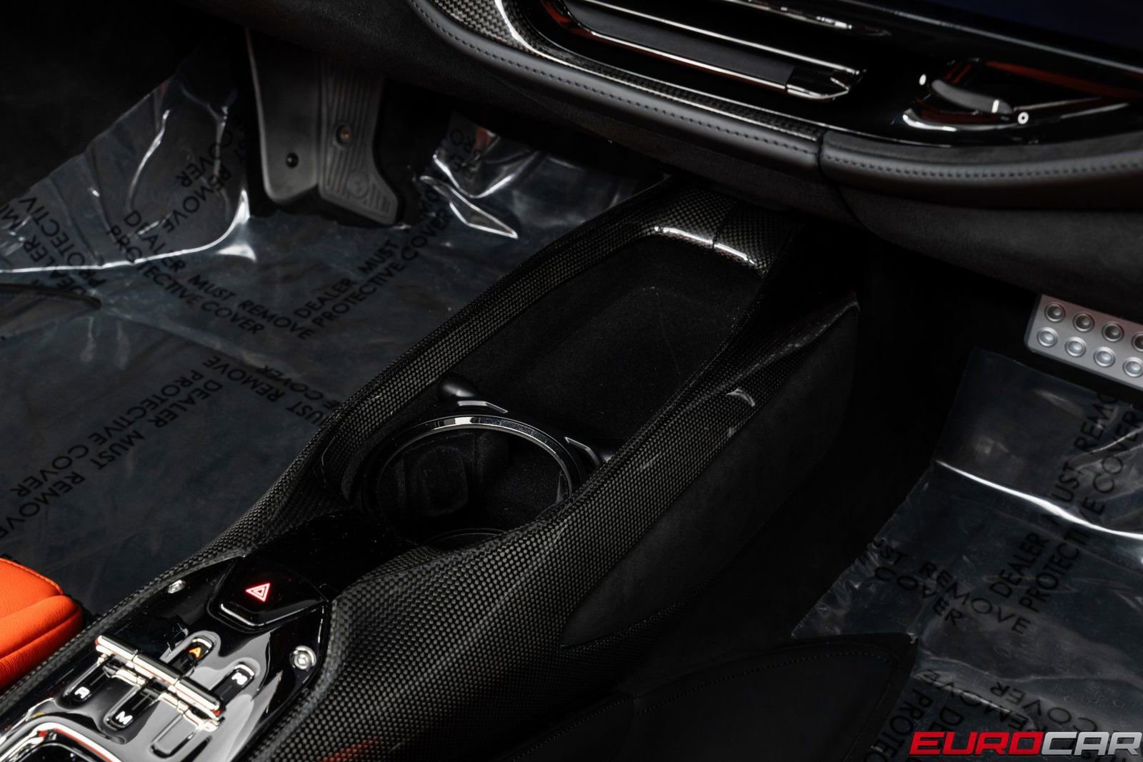 Used 2024 Ferrari SF90 Spider image 41